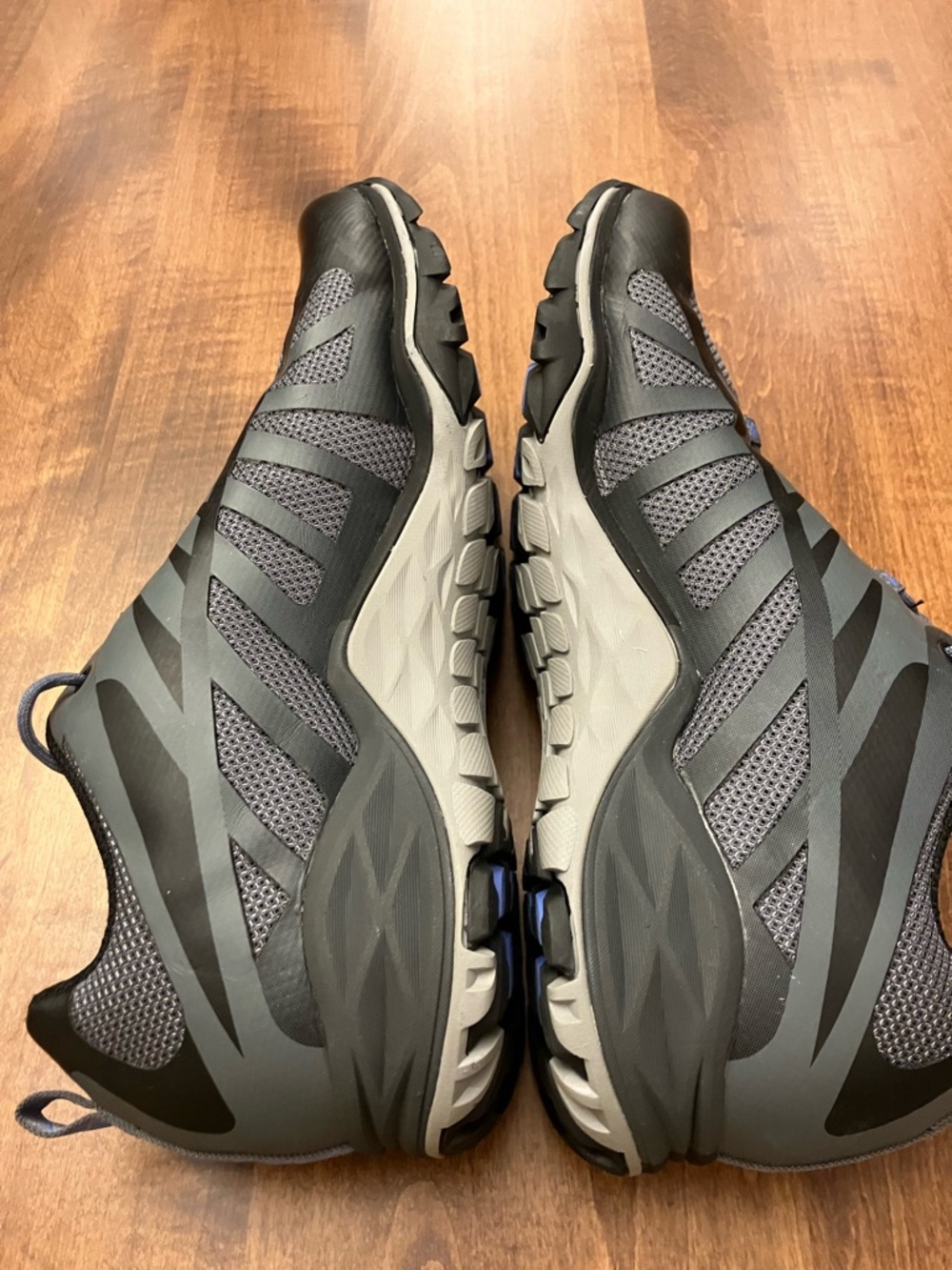 Merrell Black and Gray Women's Hiking Sneakers - Picture 4 of 6